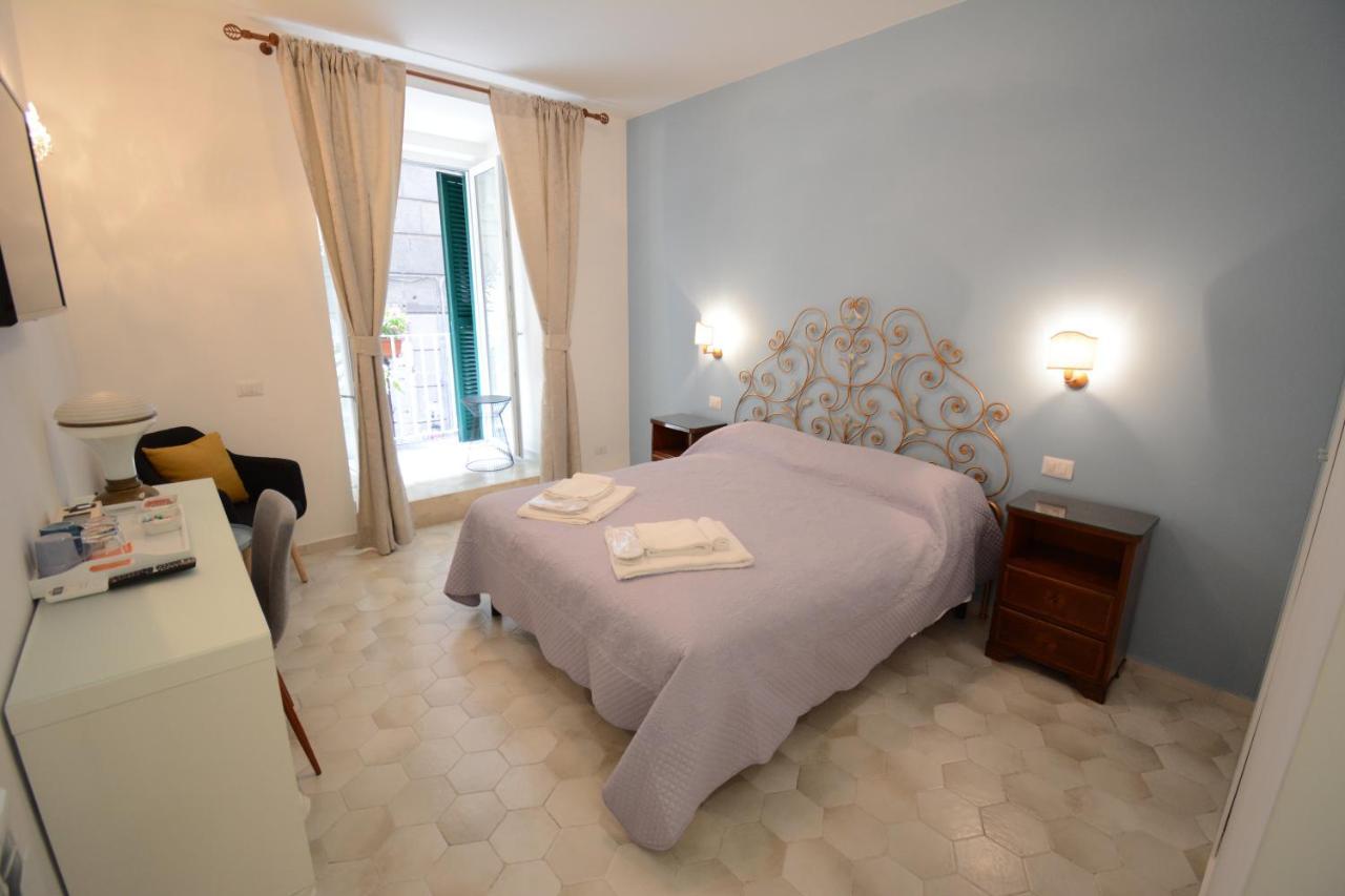 Palazzo De Campora Bed & Breakfast *