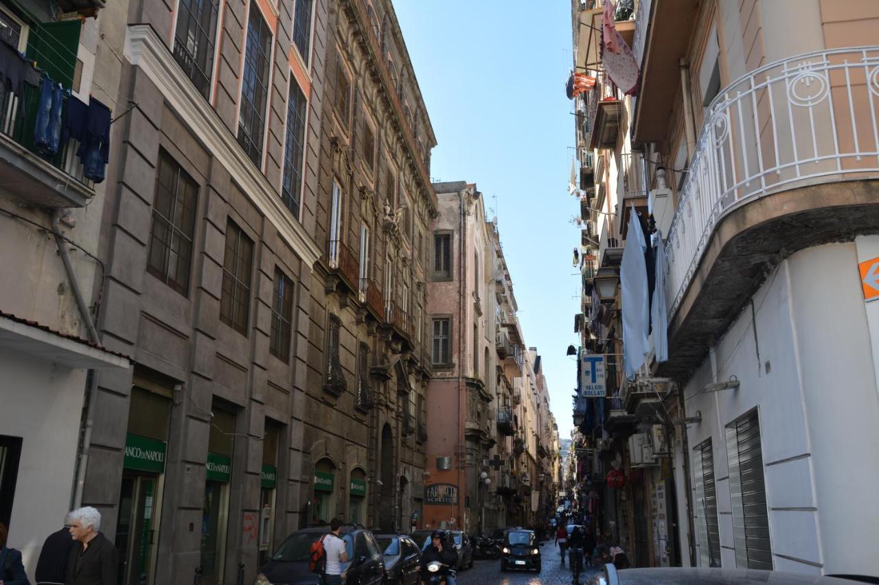 Palazzo De Campora * Napels